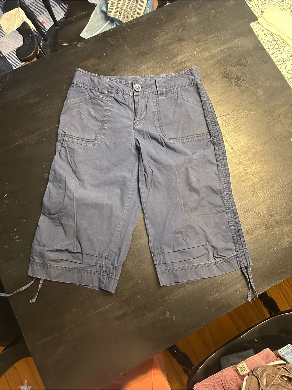 Women’s Gap Navy Casual Bermuda Shorts Size 6